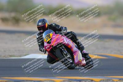 media/Sep-24-2022-CVMA (Sat) [[a45f954247]]/Race 10 Amateur Supersport Middleweight/